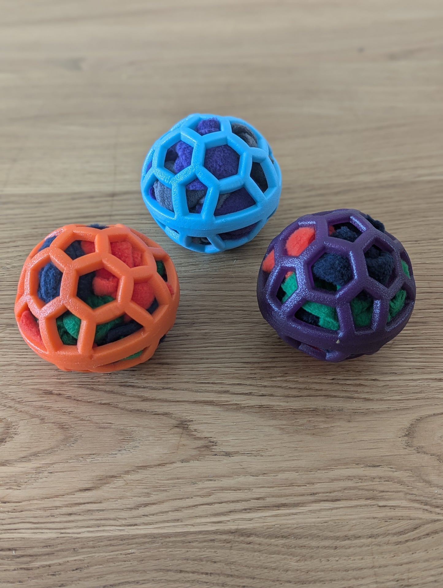 Handcrafted cage shredding ball - small